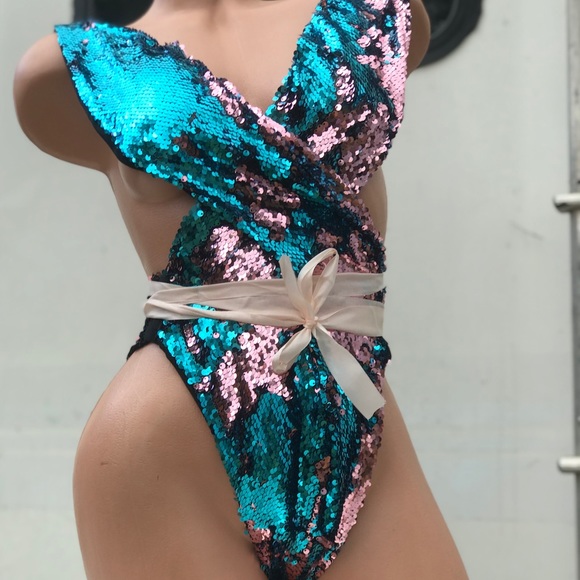 Blue pink sequin rave bodysuit mermaid metallic festival swimsuit Las Vegas q2 - Picture 7 of 10